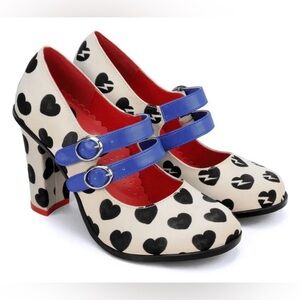 Hot Chocolate Design
Chocolaticas® HE LOVES ME, HE LOVES ME NOT Mary Jane Pump🔥